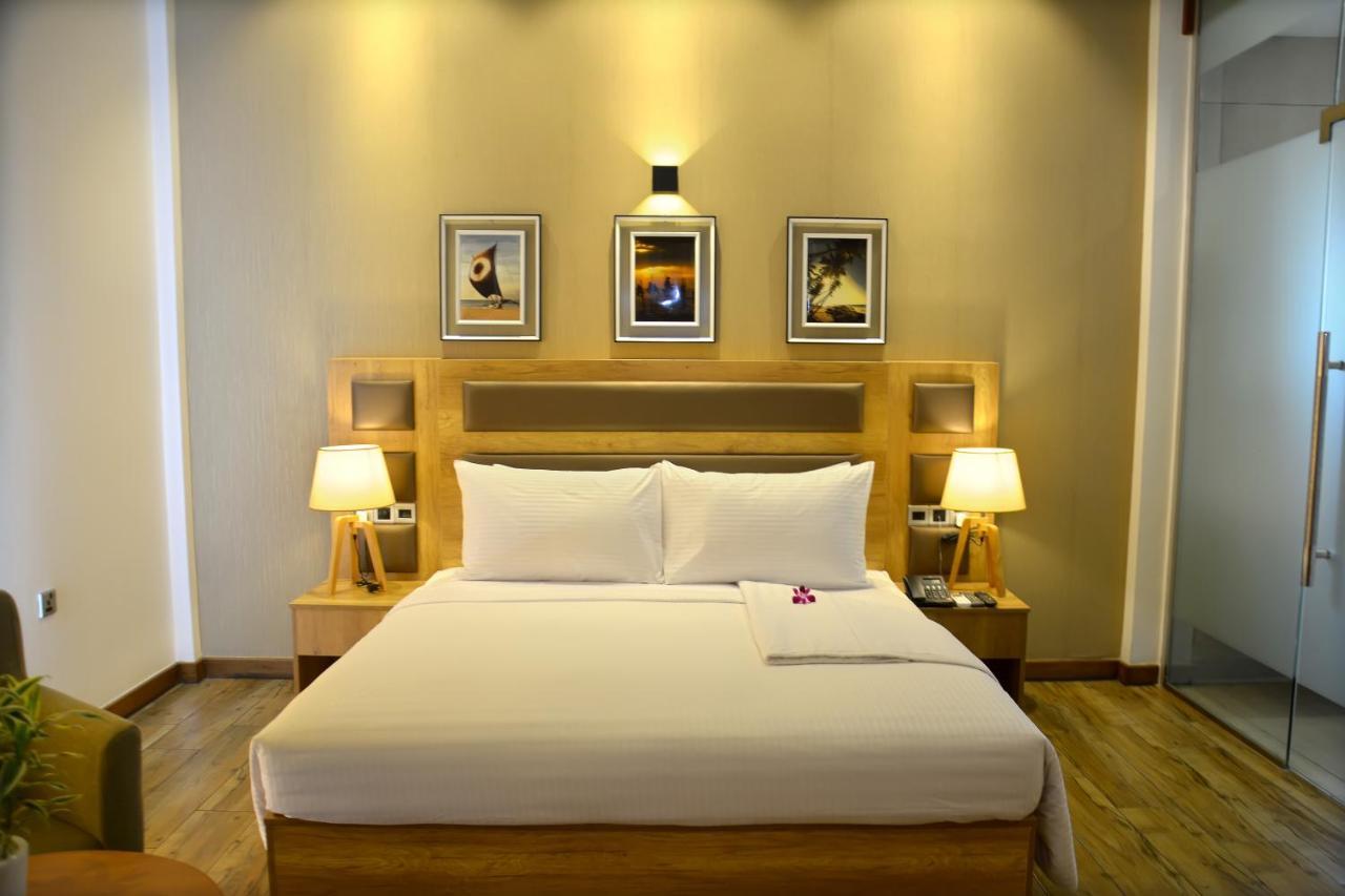 Belmont Boutique Hotel - Free Airport Shuttle Service Негомбо Экстерьер фото