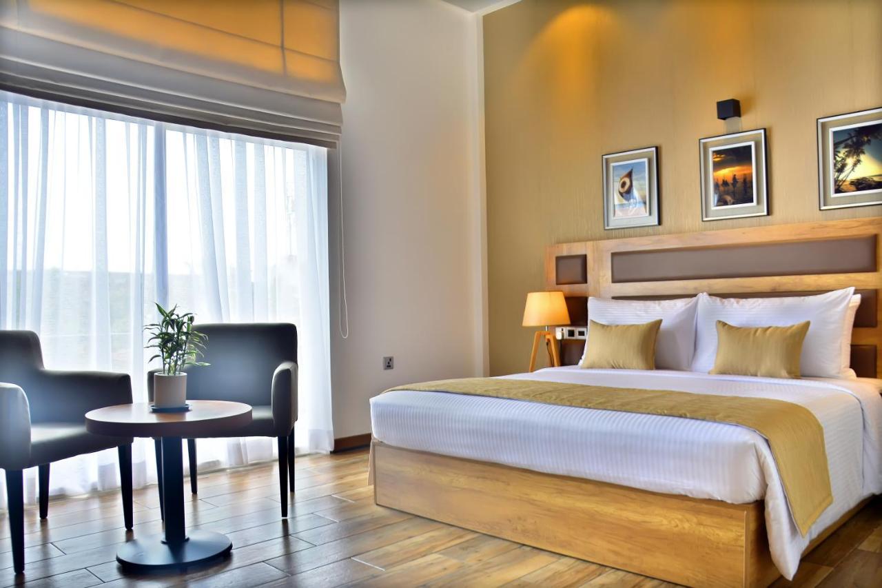 Belmont Boutique Hotel - Free Airport Shuttle Service Негомбо Экстерьер фото