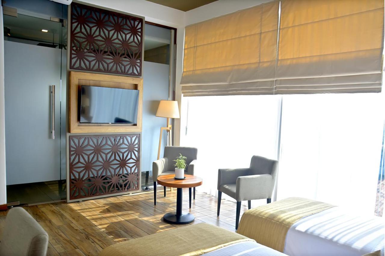 Belmont Boutique Hotel - Free Airport Shuttle Service Негомбо Номер фото