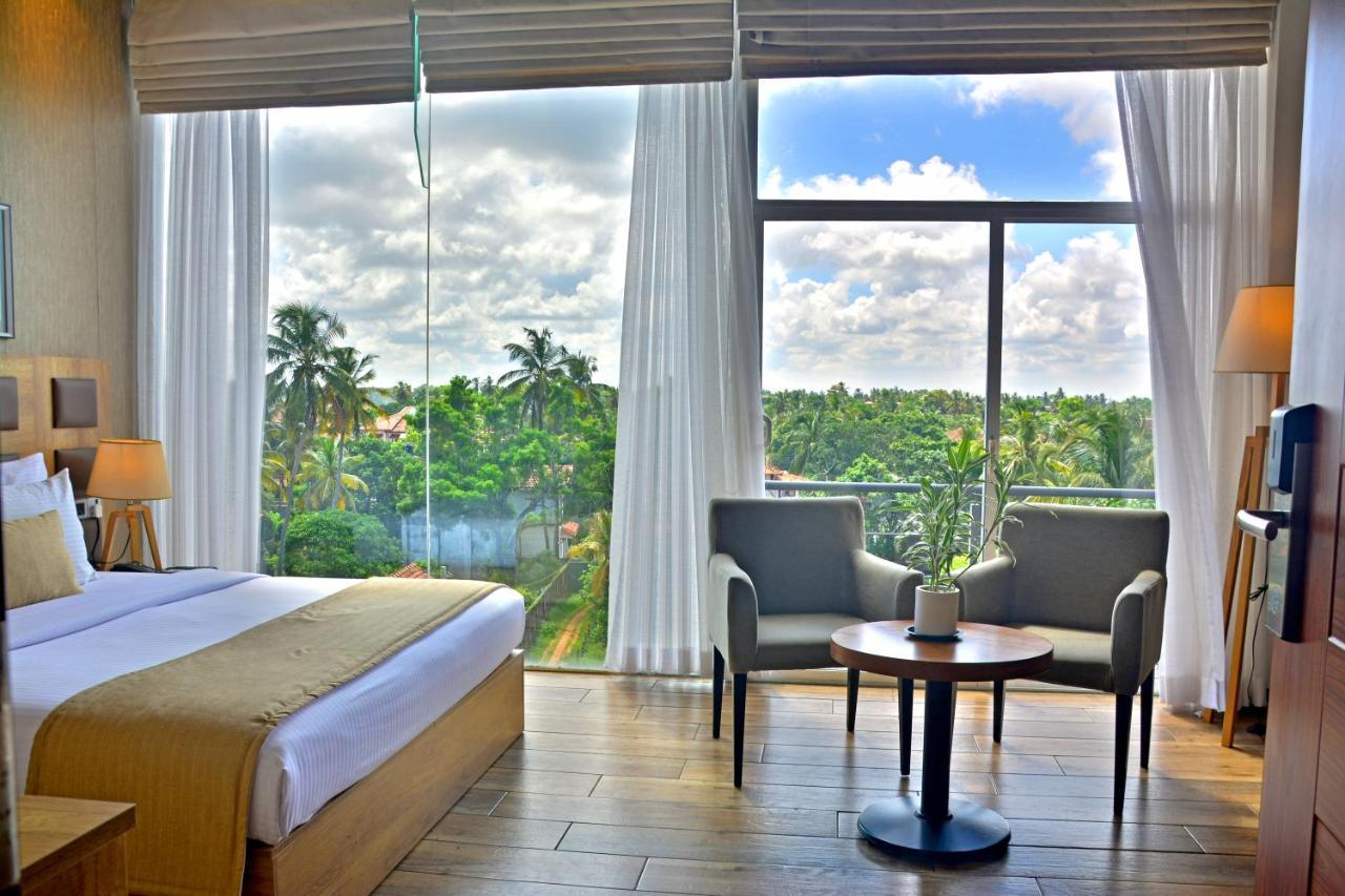 Belmont Boutique Hotel - Free Airport Shuttle Service Негомбо Экстерьер фото